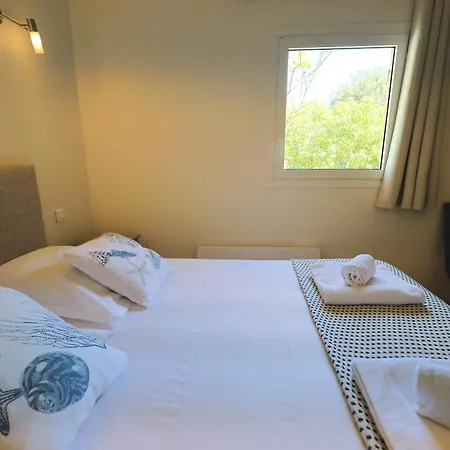 U Serenu - Familiale - Piscine, Jacuzzi & Vue Bonifacio (Corsica)