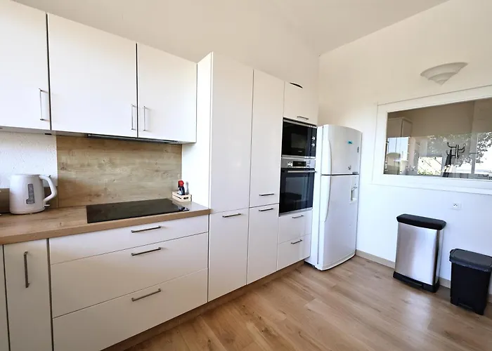 U Serenu - Piscine, Jacuzzi & Vue 别墅 *