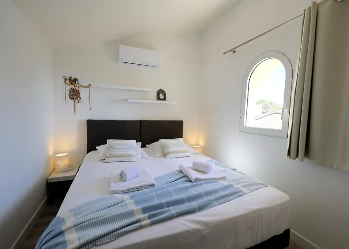 别墅 U Serenu - Piscine, Jacuzzi & Vue *