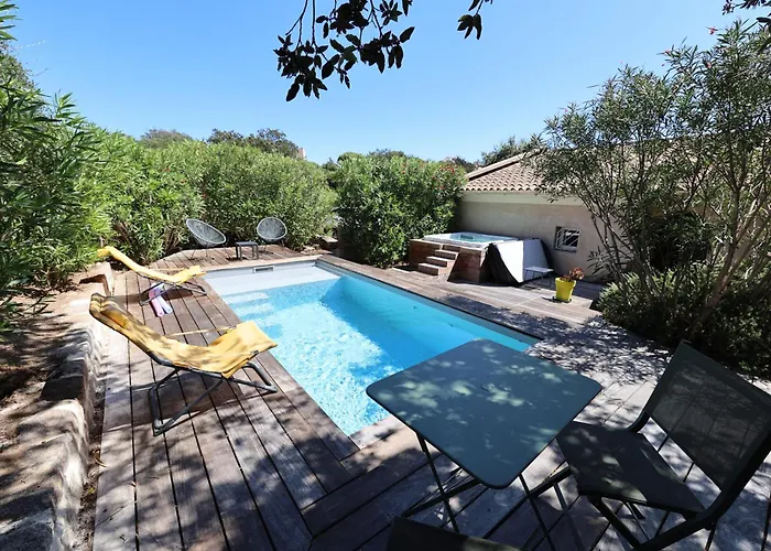 别墅 U Serenu - Piscine, Jacuzzi & Vue 博尼法乔